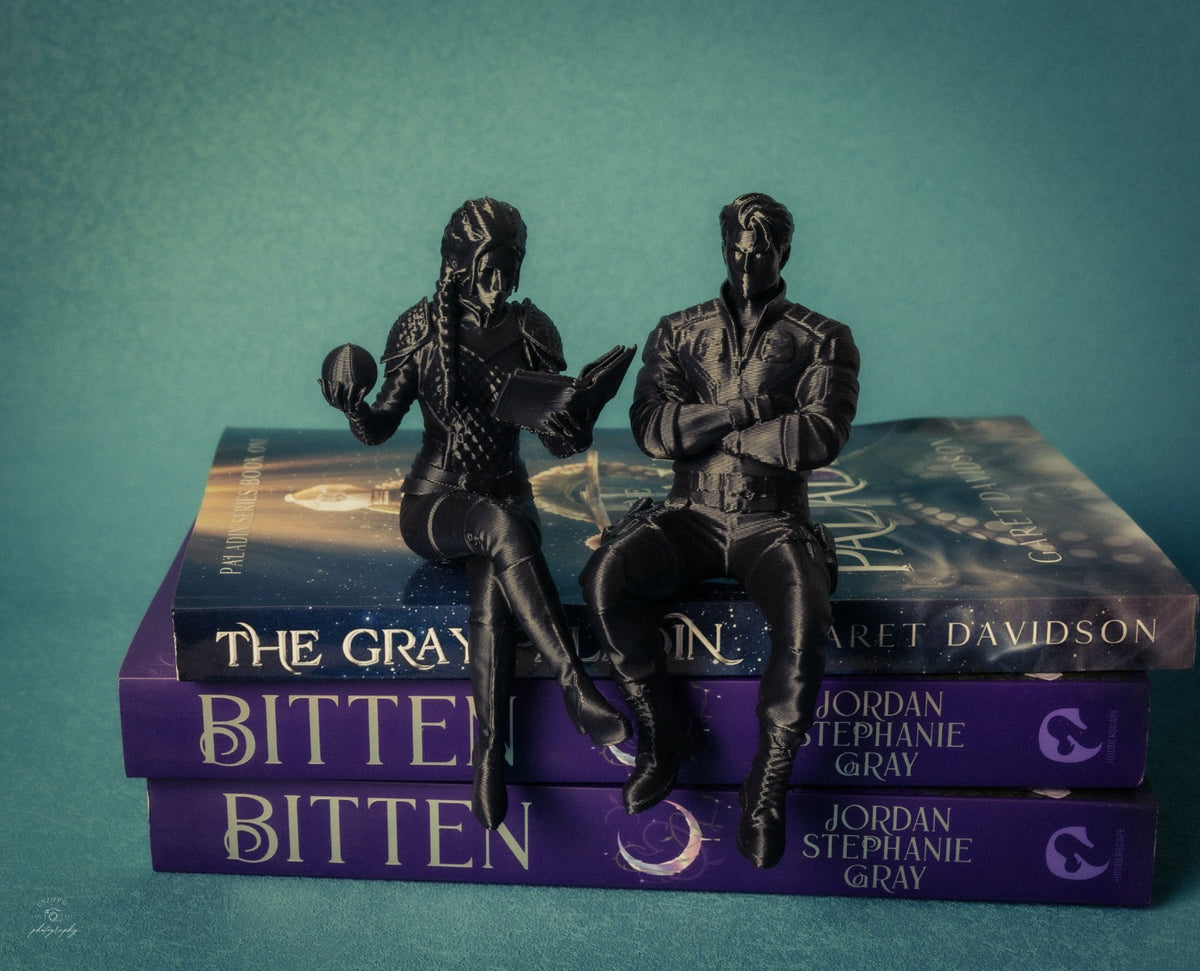 Violet and Xaden Figurines